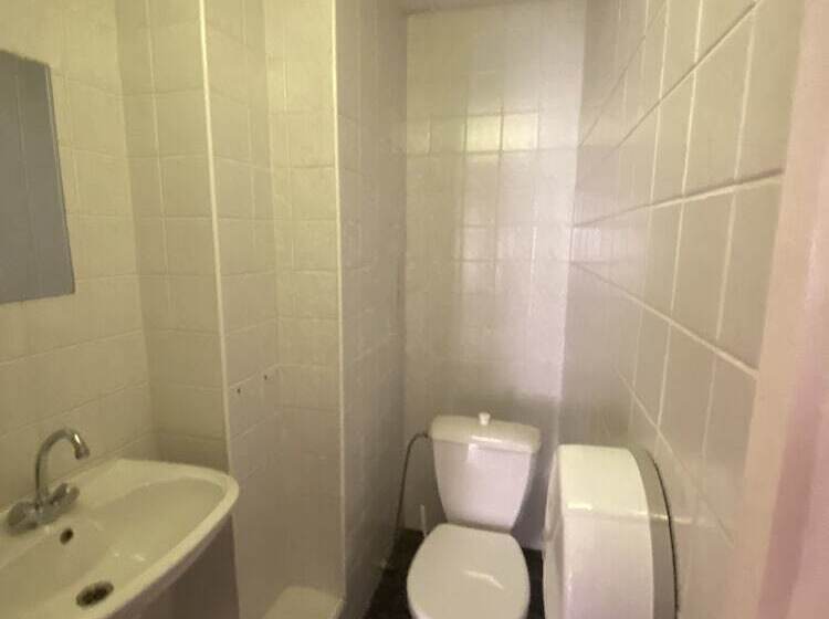 اتاق خانوادگی, Viktorija