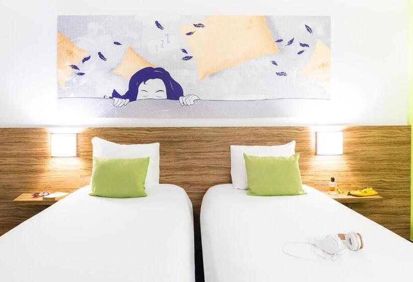 스탠다드 발코니 룸, Ibis Styles Louvain La Neuve Hotel And Events