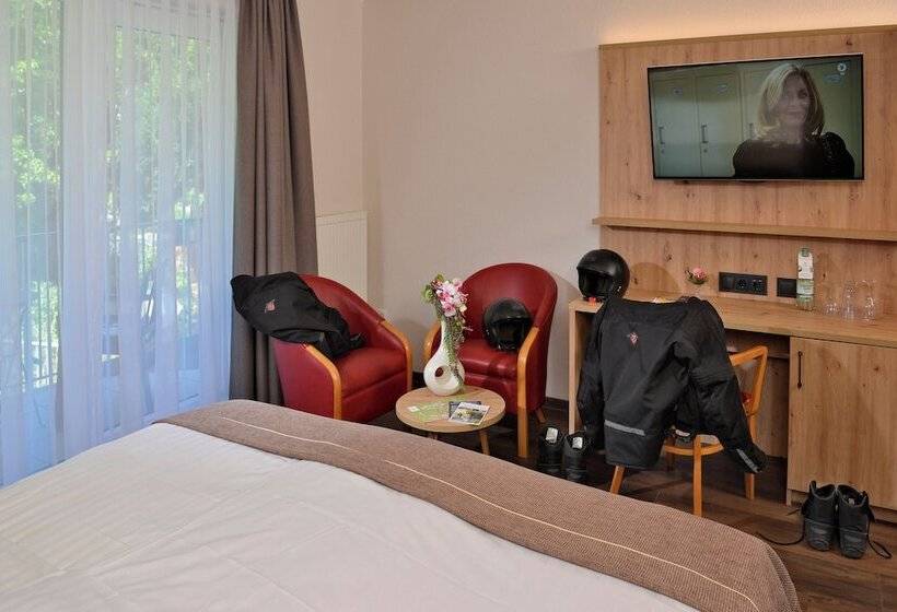 חדר קומפורט, Land Gut Hotel Zur Post