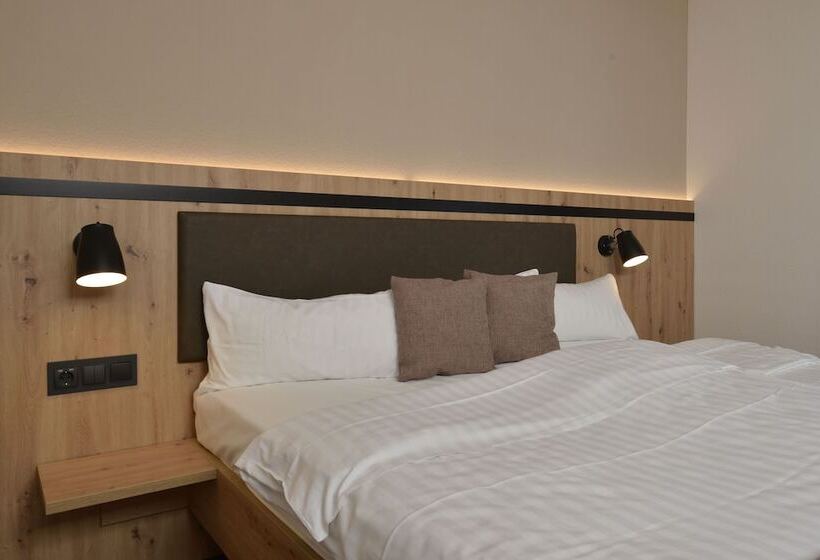 חדר קומפורט, Land Gut Hotel Zur Post