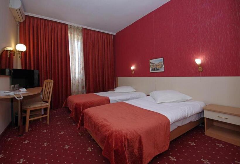 スタンダードルーム, Balkan