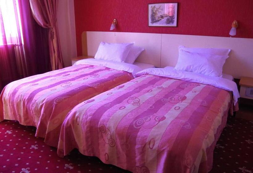 スタンダードルーム, Balkan