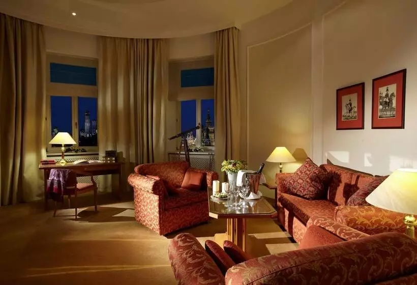 سوییت اجرایی, Baltschug Kempinski Moscow