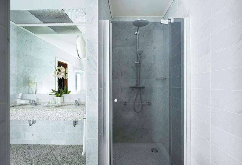 استودیوی استاندارد, Baltschug Kempinski Moscow