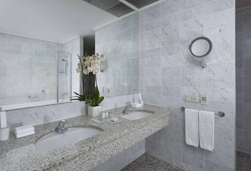 استودیوی استاندارد, Baltschug Kempinski Moscow