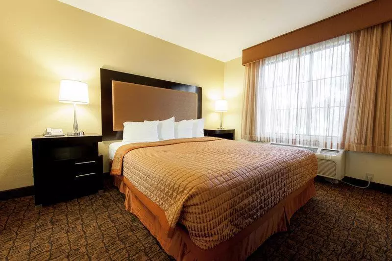 سوییت, Best Western Escondido