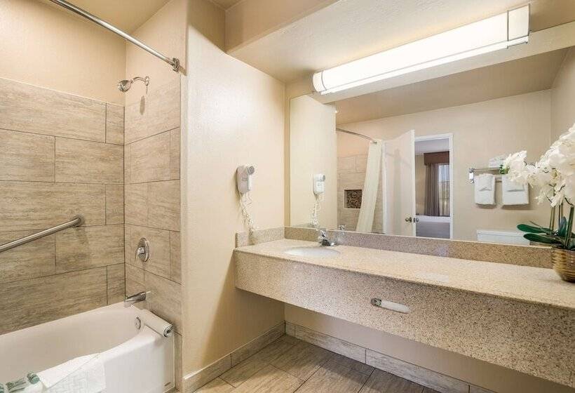 스위트, Best Western Escondido