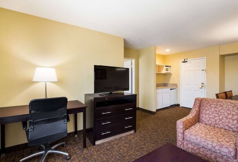 Люкс, Best Western Escondido