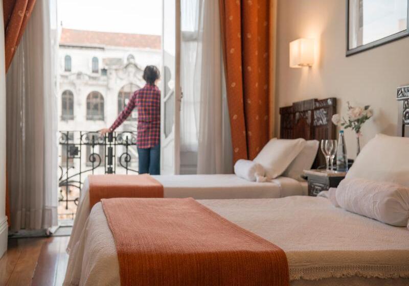 غرفة قياسية سرير كينج, Crowne Plaza Lansing, An Ihg