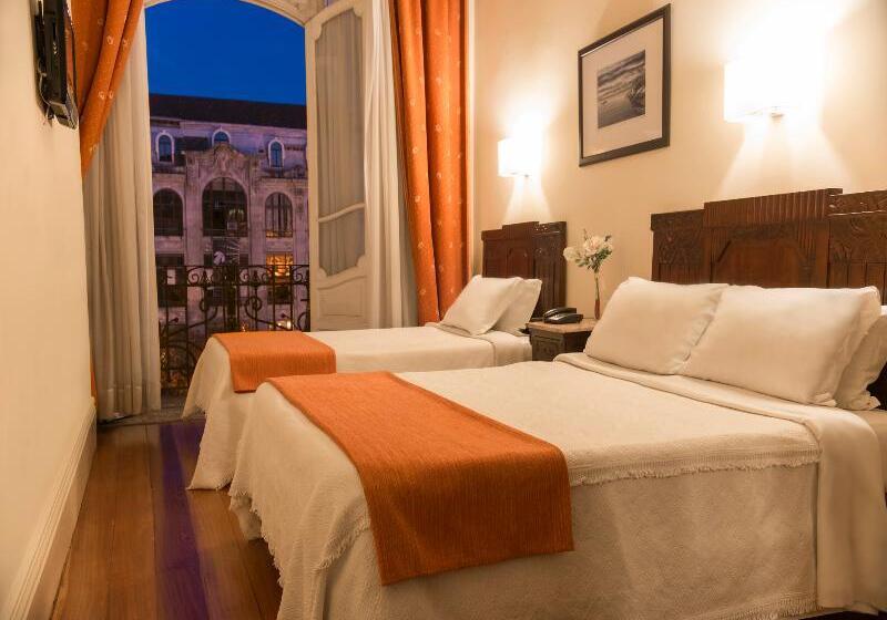 غرفة قياسية سرير كينج, Crowne Plaza Lansing, An Ihg