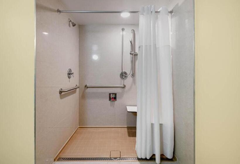 غرفة قياسية لذوى الاحتياجات الخاصة, Jax Airport