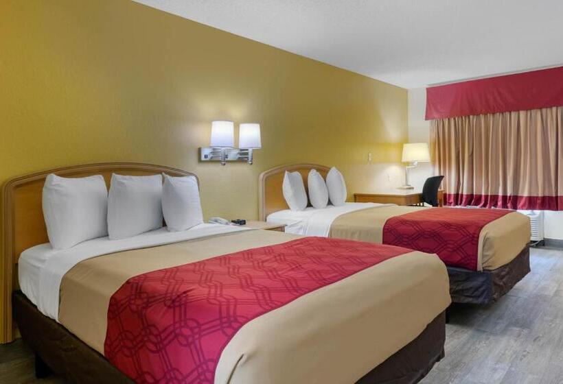 غرفة قياسية لذوى الاحتياجات الخاصة, Jax Airport