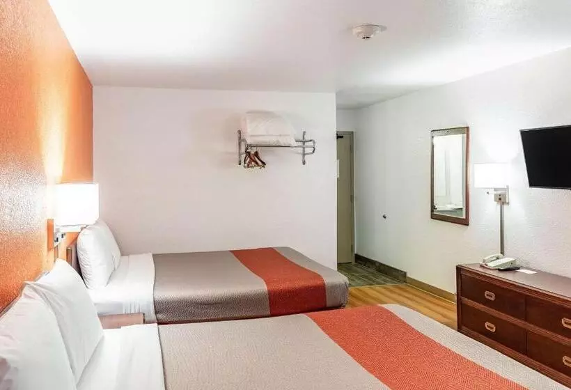 デラックスの４人部屋, Motel 6 Fond Du Lac, Wi