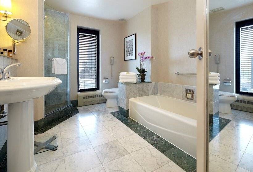 클래식 룸 더블 침대, Intercontinental Montreal, An Ihg