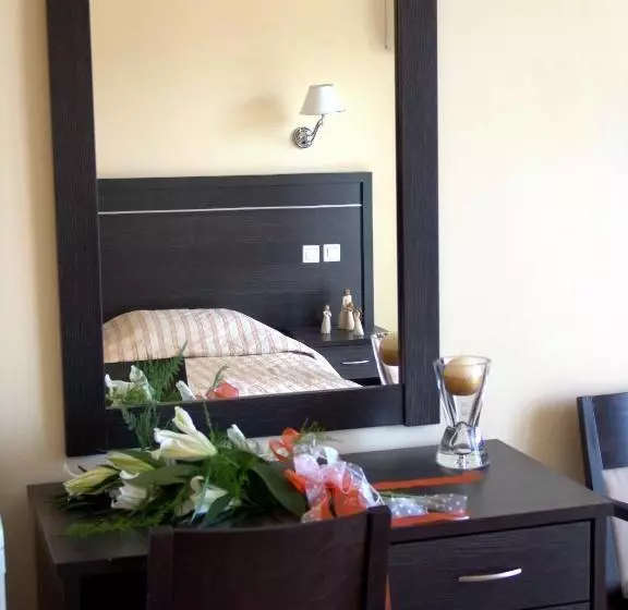 Chambre Standard, Merope