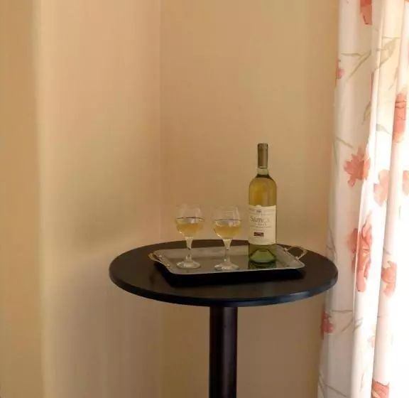 Chambre Triple Standard, Merope