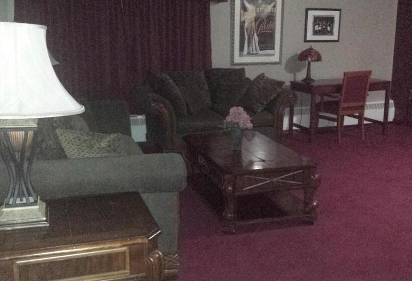 סטודיו דלוקס, South Hill Lodge