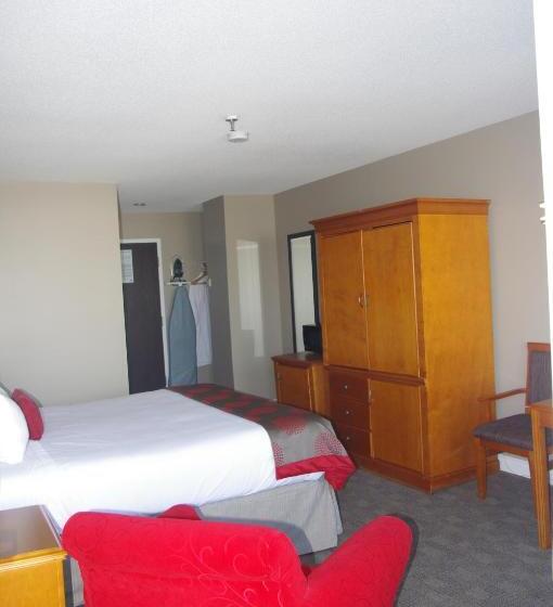 סטודיו דלוקס, South Hill Lodge