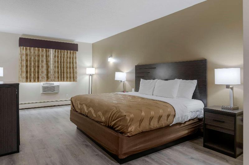 带大床的标准间, Rodeway Inn