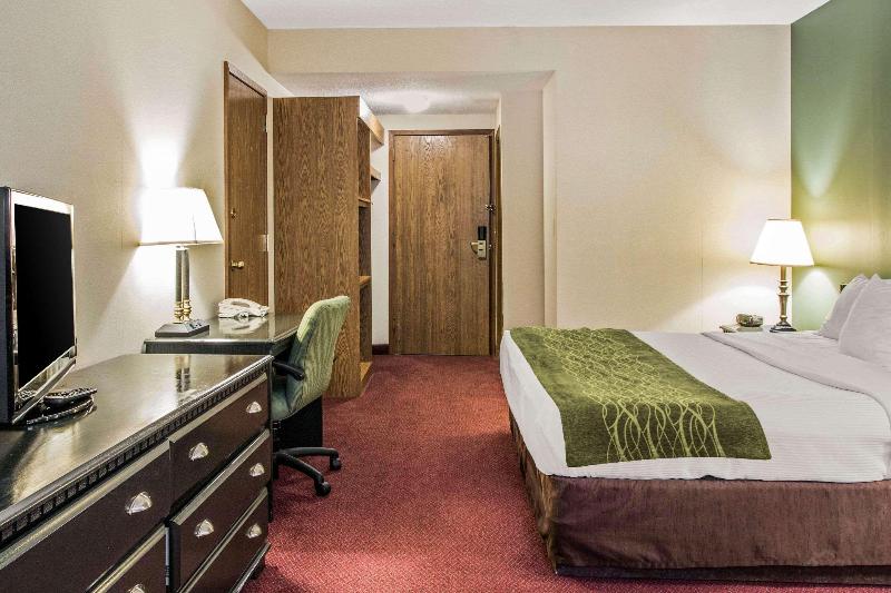 带大床的标准间, Rodeway Inn