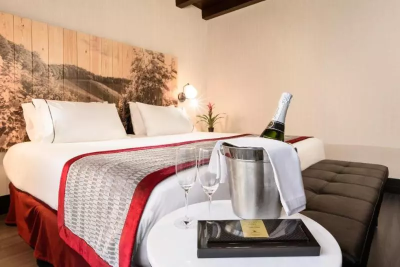 اتاق استاندارد, Rodeway Inn Magic Mountain Area