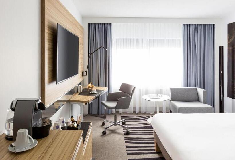수피리어 룸, Novotel Den Haag City Centre