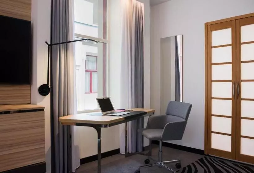 スーペリアースイート, Novotel Den Haag City Centre