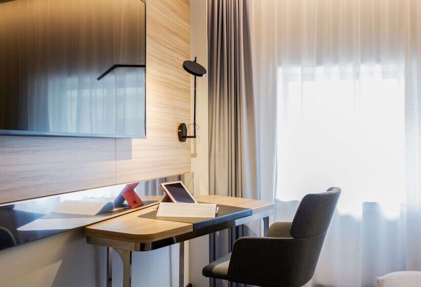 Номер Superior, Novotel Den Haag City Centre