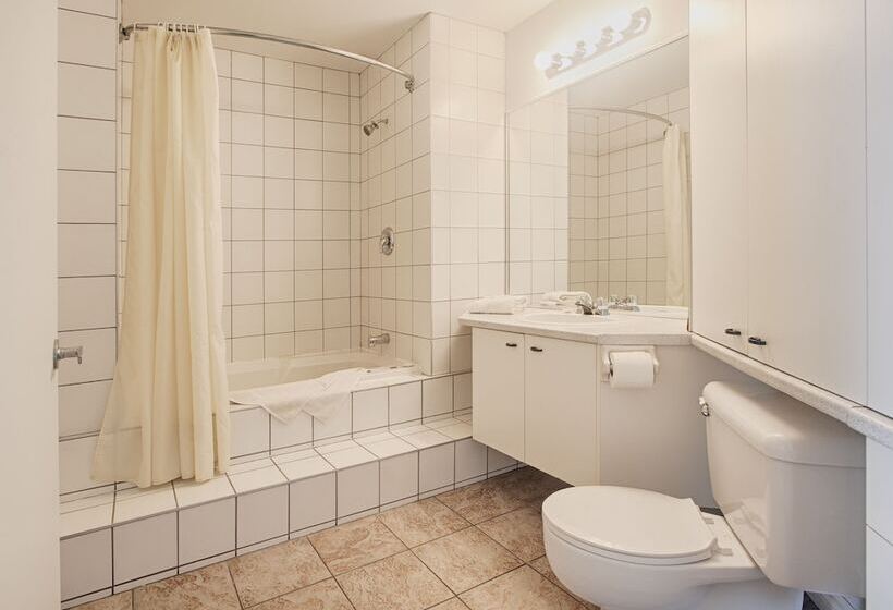 Вилла 5 Спален, Chalets Montmorency Mont Sainte Anne