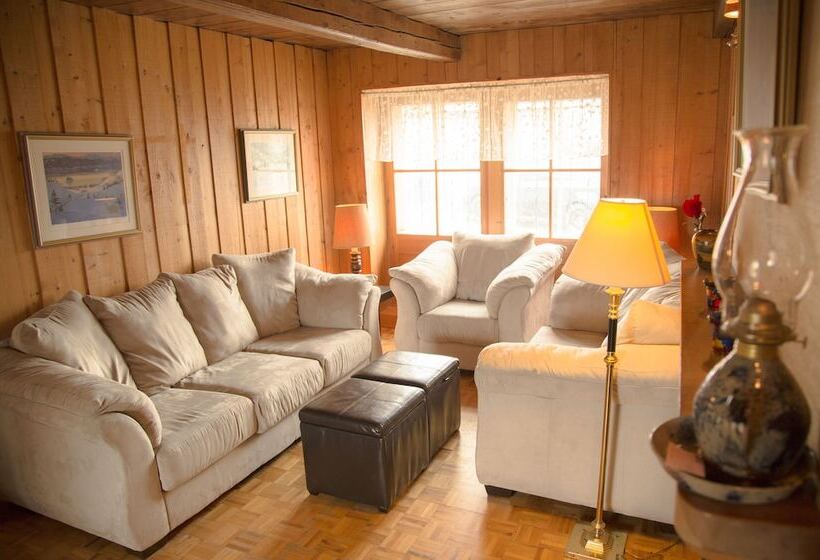 Дом 1 Спальня, Chalets Montmorency Mont Sainte Anne