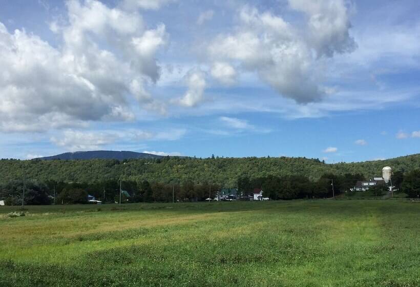 Дом 1 Спальня, Chalets Montmorency Mont Sainte Anne