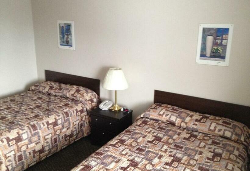 Номер Стандарт 2 Двуспальные Кровати, Airport Motor Inn