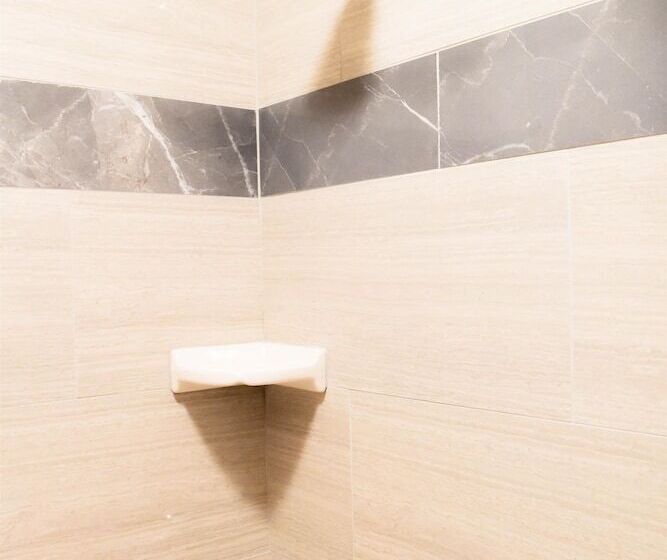 جناح, Best Western Providence Warwick Airport Inn