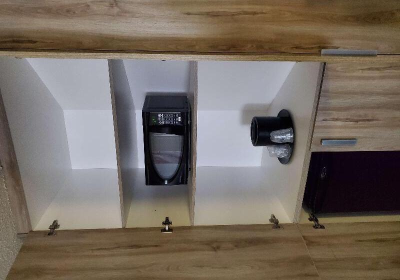 带大床的套房, Best Western Hotel Brossard