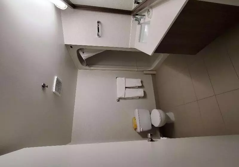 سوئیت با تخت بزرگ, Best Western Hotel Brossard