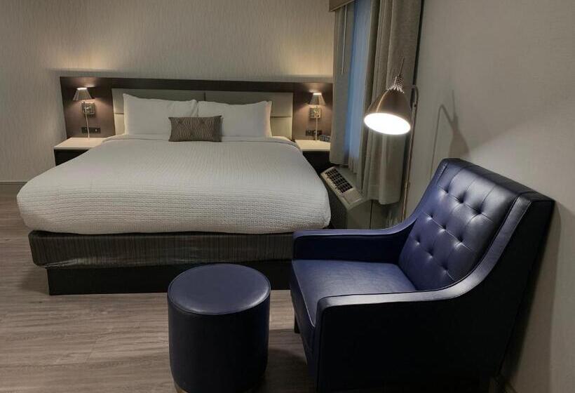 장애인을 위한 킹사이즈 침대 스탠다드 룸, Best Western Plus Executive Suites