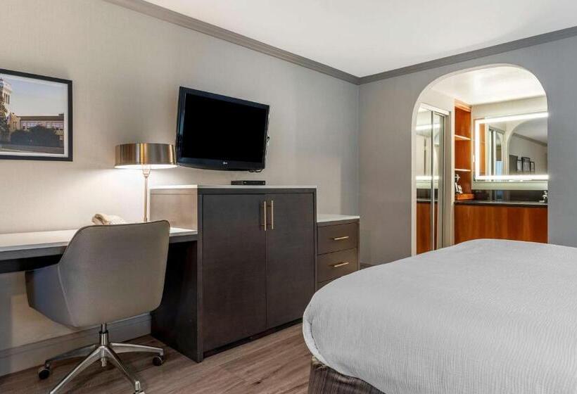 스탠다드 룸 킹사이즈 침대, Best Western Plus Executive Suites