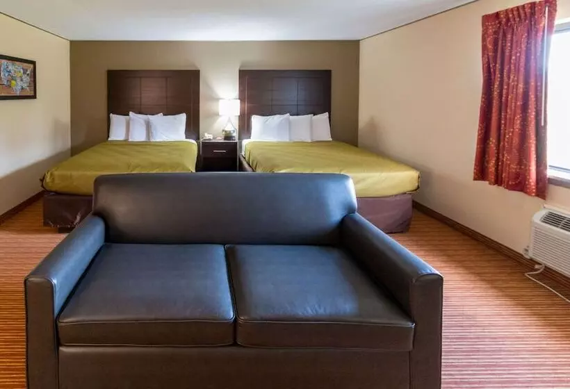 Sviitti, Econo Lodge Massena Hwy 37