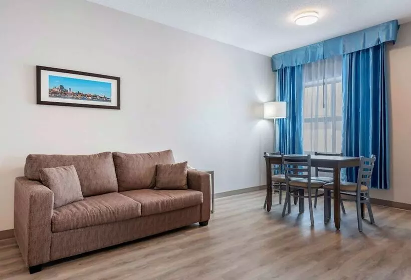 Suite, Quality Suites