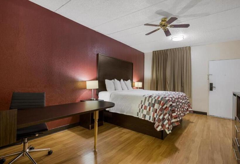غرفة سوبيريور لذوى الاحتياجات الخاصة, Red Roof Inn & Suites Statesboro  University