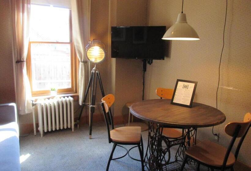 جناح سرير كينج, Vendome