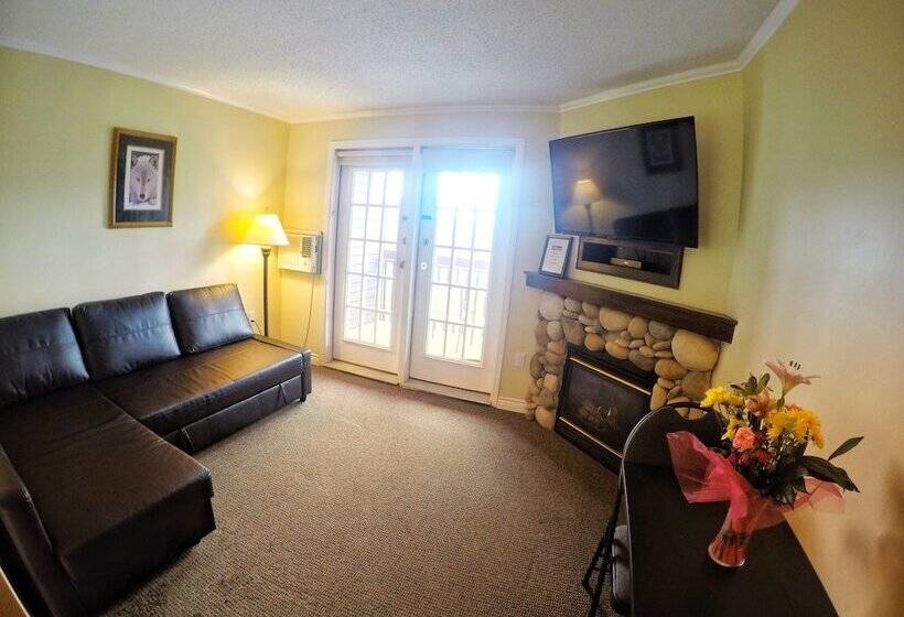 Suite, Radium Chalet