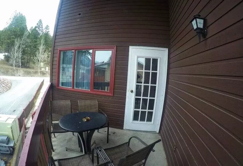 سوییت خانوادگی, Radium Chalet