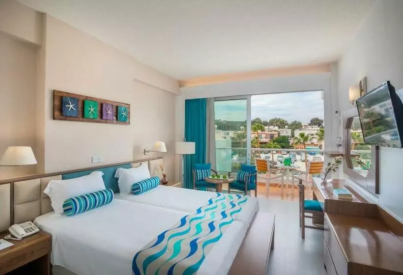Standardzimmer Bergblick, Cavo Maris Beach