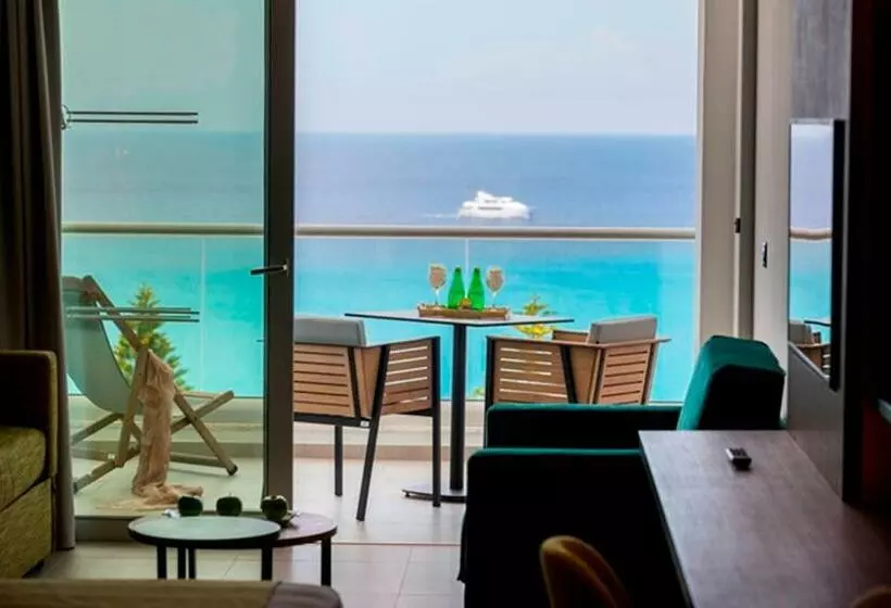 Familien Suite, Cavo Maris Beach