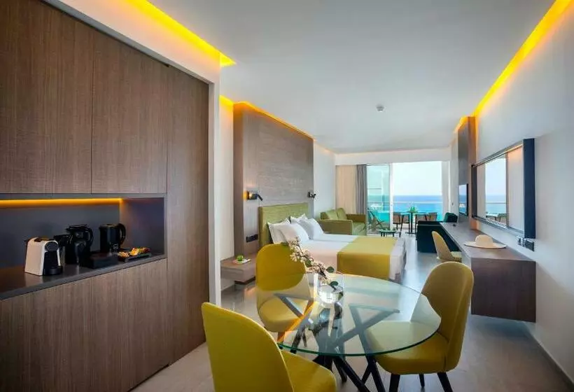 Familien Suite, Cavo Maris Beach