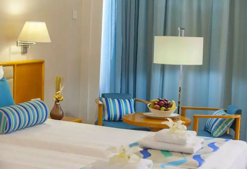 3-Bett-Standardzimmer, Cavo Maris Beach