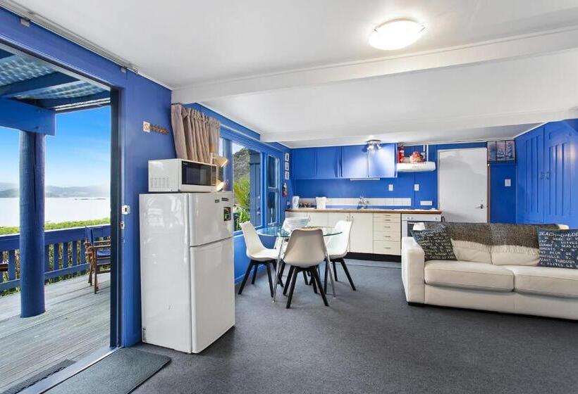 דירת חדר בקומת קרקע, Coromandel Apartments