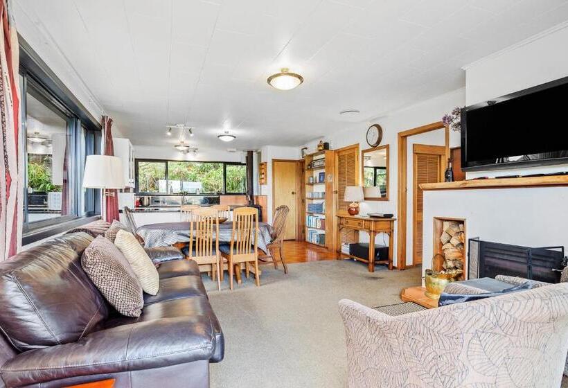 Дом 1 Спальня, Coromandel Apartments