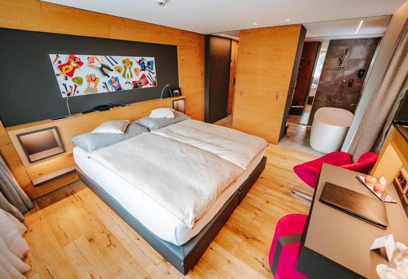 バルコニー付きスーペリアルーム, Eden Wellness